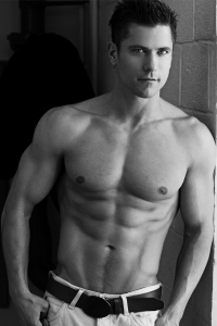 adam-european-straight-male-escort-masseur-for-women-bangkok-04